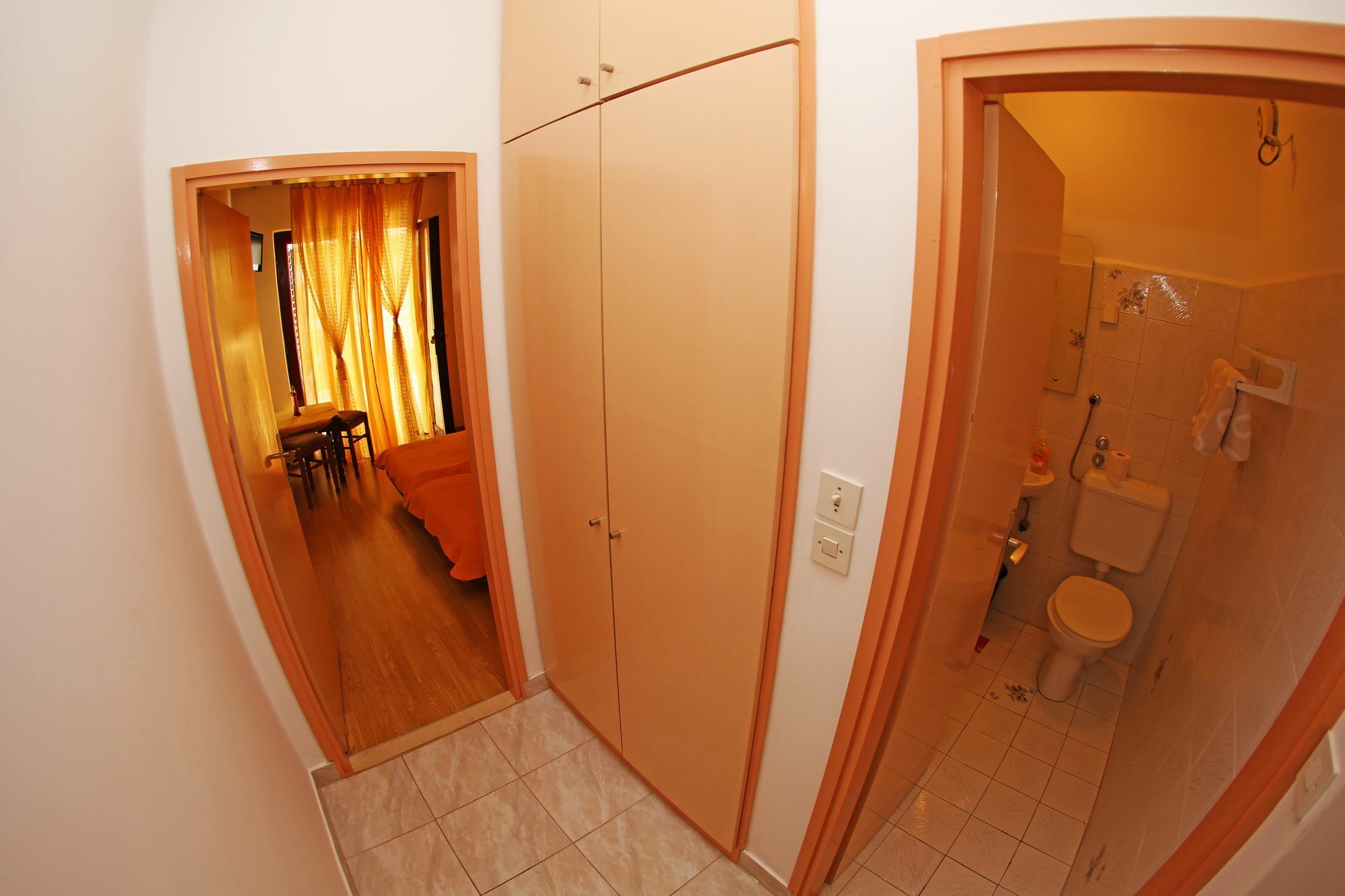 And Zvjezdana Appartement *